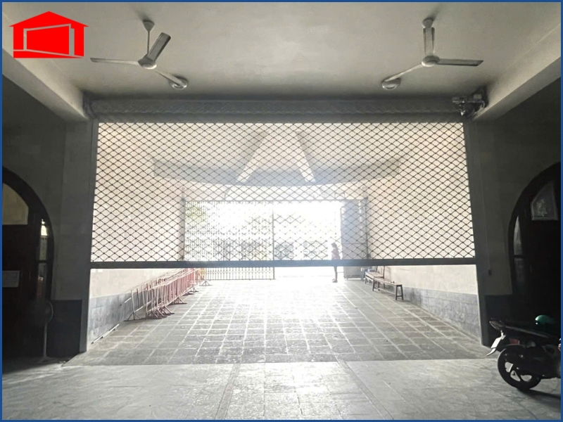 Hậu quả khi tự sửa cửa cuốn sai cách