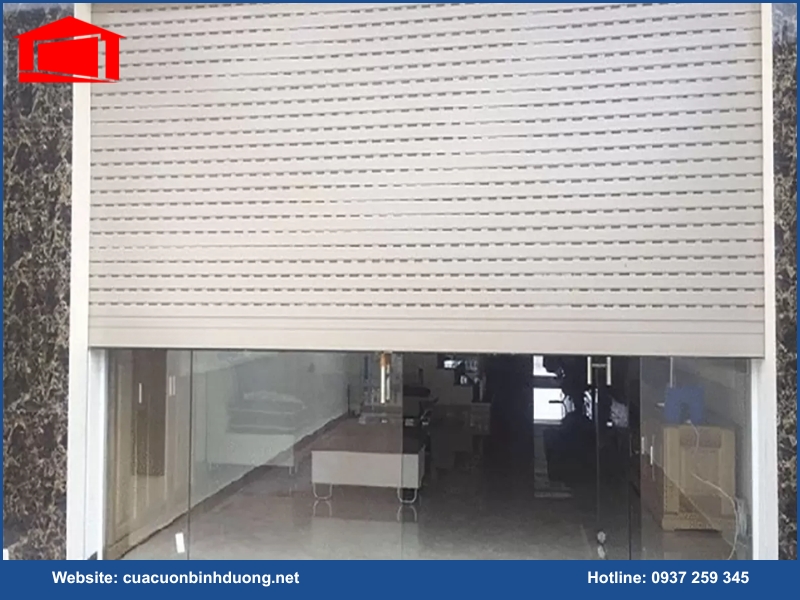 Vì sao nên tham khảo bảng giá cửa cuốn tại Tuấn Anh