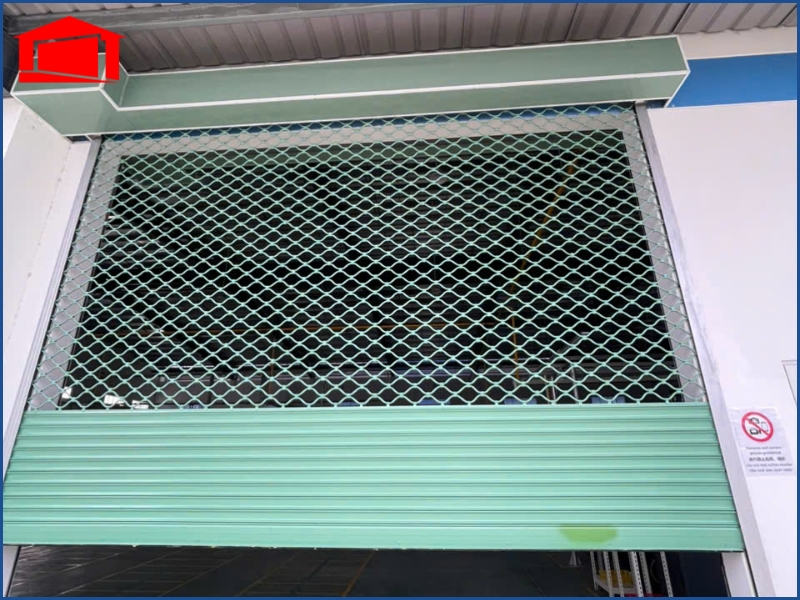 Vì sao nhiều người chọn tự sửa cửa cuốn tại nhà